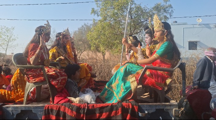 भगवान गणेश व शिव दरबार की मूर्तियों का नगर भृमण, मन्दिर में स्थापित मूर्तियां