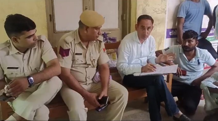 संदिग्ध अवस्था में मिले शव की वार्ड 4 निवासी व्यक्ति के रूप में हुई पहचान, पुलिस ने शव को परिजनों के किया सुपुर्द